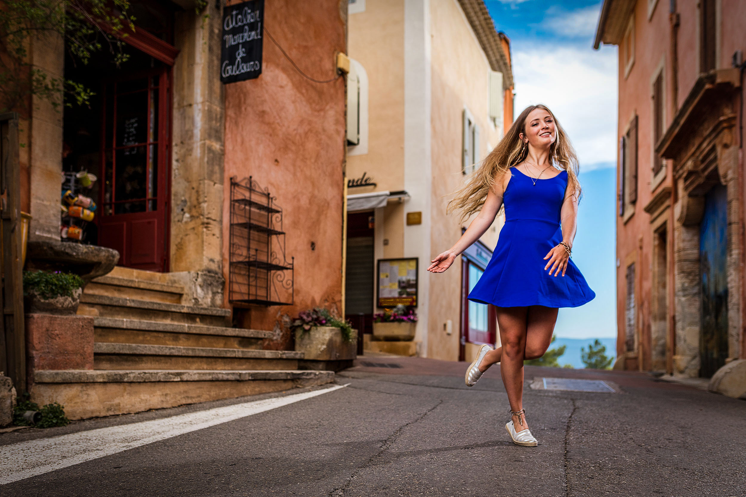 Metaframe Studio Provence Whispers - METAFRAME Studios