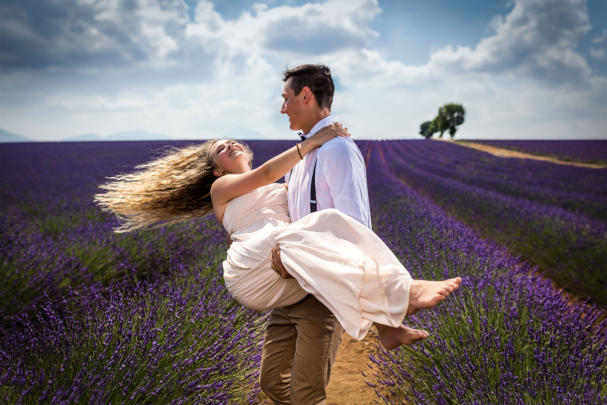 Metaframe Studio Provence Whispers - METAFRAME Studios